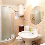 Happy, Perfect For Two, With Seaview Balconies And Free Parking Apartment *